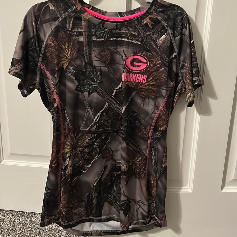 Green Bay Packers The Woods Women's Camo Tshirt